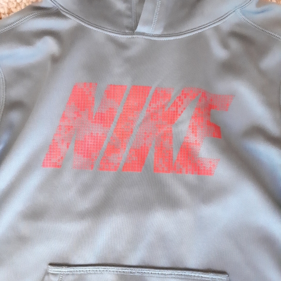 Nike Therma Fit Hoodie size Medium - Picture 9 of 11